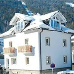 Embacher By Alpentravel * Bad Gastein